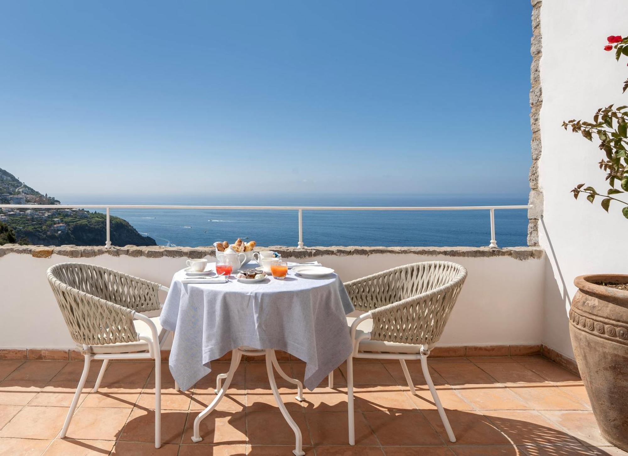 Hotel Piccolo Sant'Andrea Праяно Екстериор снимка